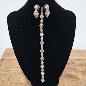 Gold / Silver Filigree Drop Earrings and Bracelet - Elegant Women’s Jewelry